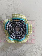 Load image into Gallery viewer, Oversized scrunchie