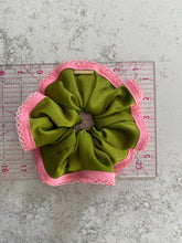 Load image into Gallery viewer, Oversized Scrunchie