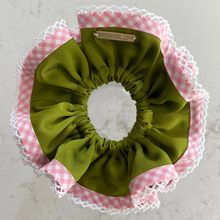 Load image into Gallery viewer, Oversized Scrunchie