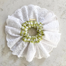 Load image into Gallery viewer, Oversized Scrunchie