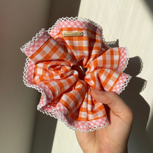 Load image into Gallery viewer, Oversized Scrunchie