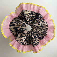 Load image into Gallery viewer, Oversized Leopard Print Scrunchie (Pink)